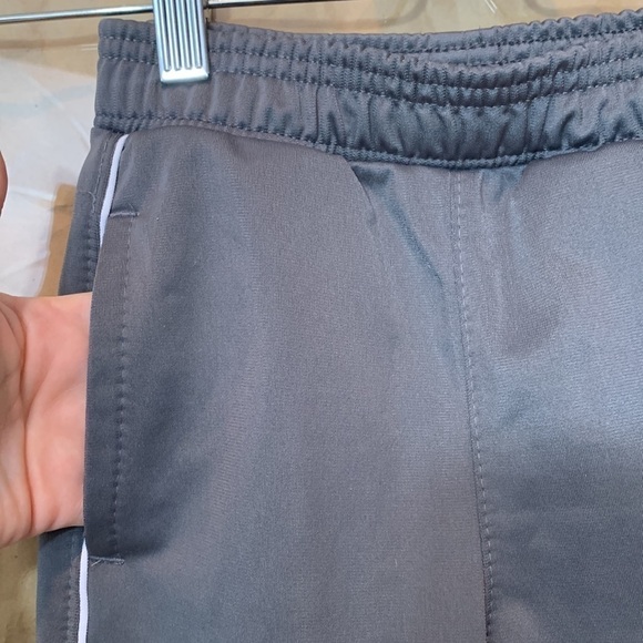 Puma | Gray Logo Elastic Waist Banded Ankle 2 Pocket Jogger Sweatpants Size 4/5 - Picture 6 of 9